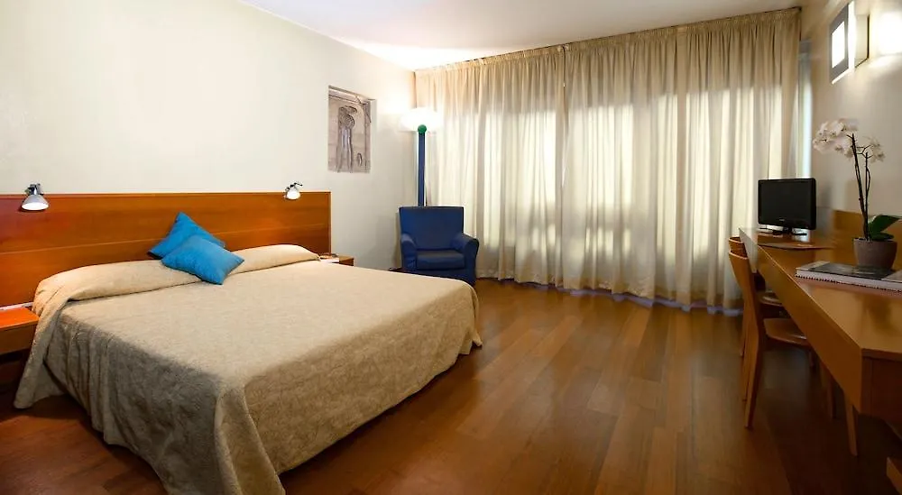 Marbela Apartments & Suites Palermo 3*,  Itálie